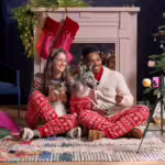 How to Take Picture-Perfect Holiday Photos With Your Pet